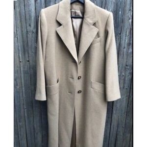 Fleurette Saks Fifth Avenue Camel Hair Size 4 Coat